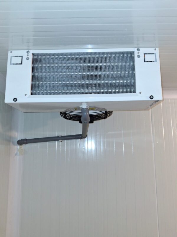 Camera frigorifica de refrigerare  2m x 1m x 2,10m