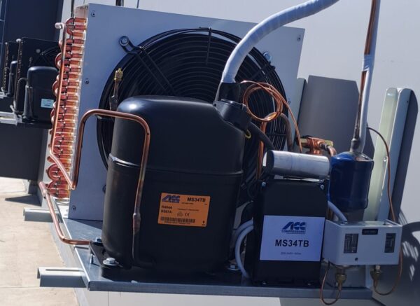 Camera frigorifica de refrigerare 3m x 3m x 2,10m